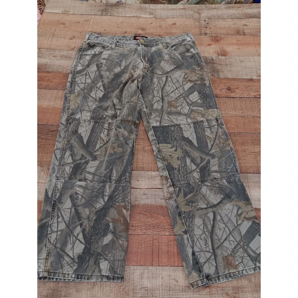 Outfitters Ridge Camo Jeans Men's Sz 40 Straight‎ Leg 2387